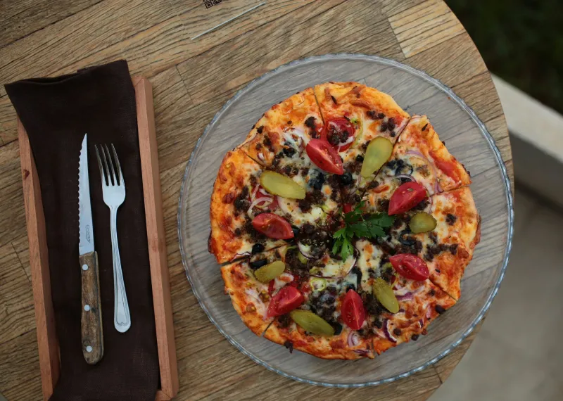 İtalyan Usulü Beef Pizza